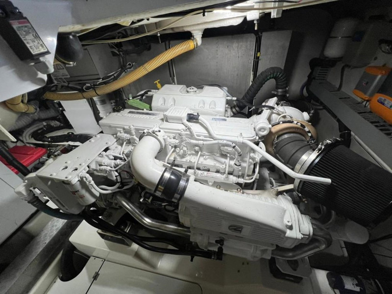 2013 52' 4" AZIMUT YACHTS