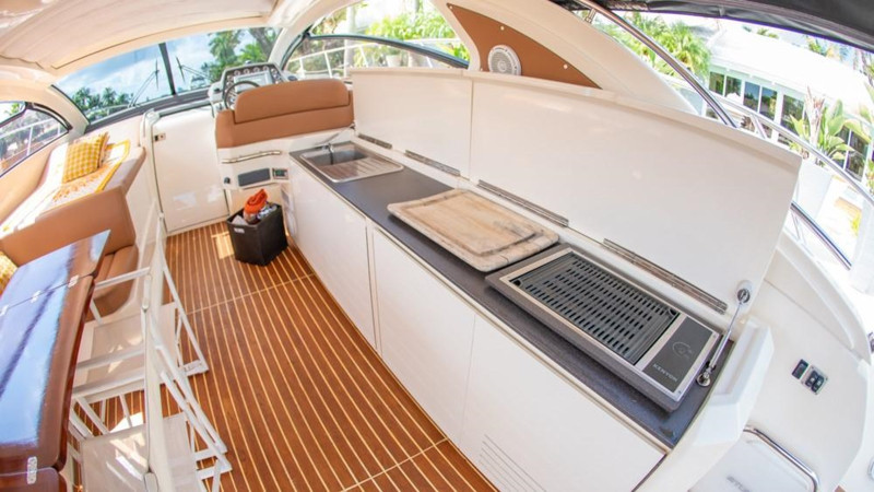 2013 52' 4" AZIMUT YACHTS