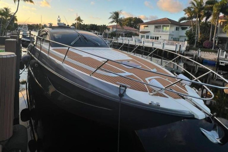 2013 52' 4" AZIMUT YACHTS