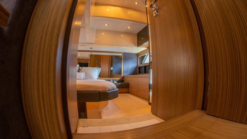 2013 52' 4" AZIMUT YACHTS