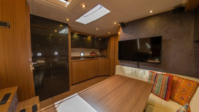 2013 52' 4" AZIMUT YACHTS