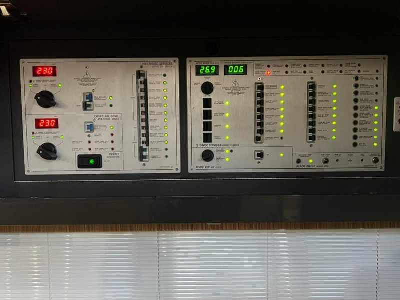 2013 52' 4" AZIMUT YACHTS