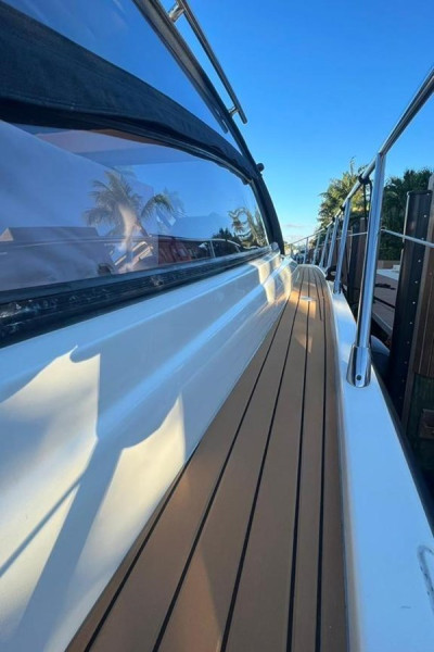 2013 52' 4" AZIMUT YACHTS