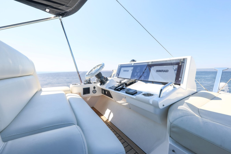 2017 55' 0" SUNSEEKER