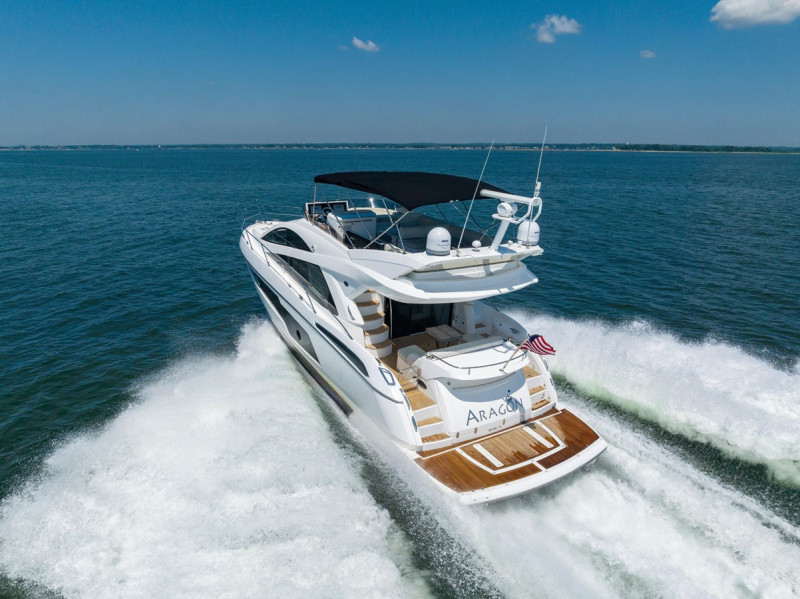 2017 55' 0" SUNSEEKER