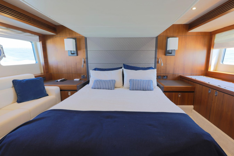 2017 55' 0" SUNSEEKER