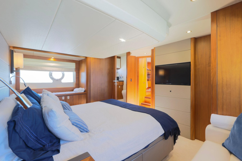 2017 55' 0" SUNSEEKER