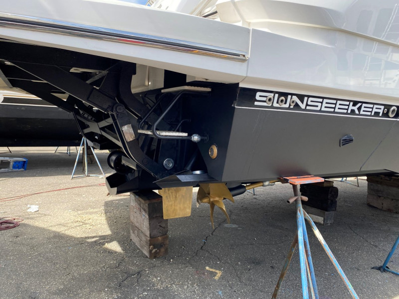 2017 55' 0" SUNSEEKER