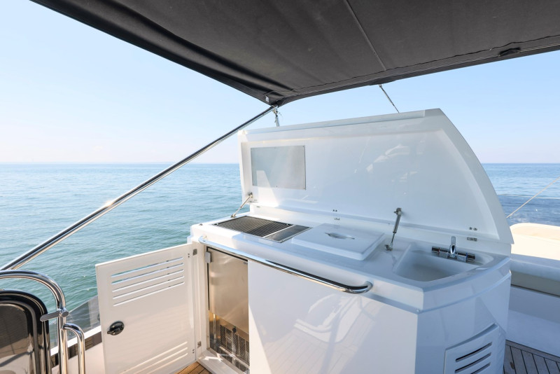 2017 55' 0" SUNSEEKER