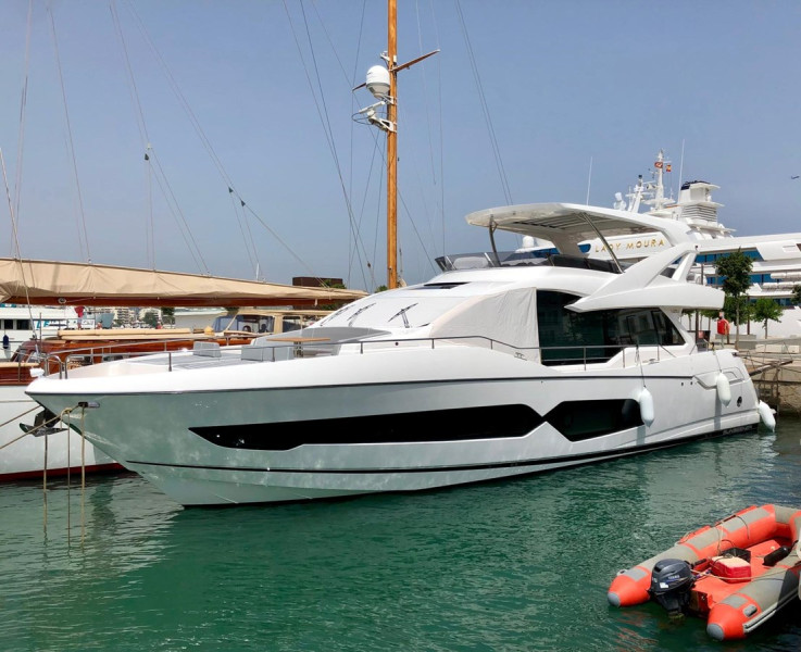 76 YACHT 2019 77' 5" SUNSEEKER