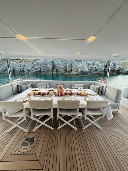 AZIMUT GRANDE 35M 2022 114' 10" AZIMUT YACHTS