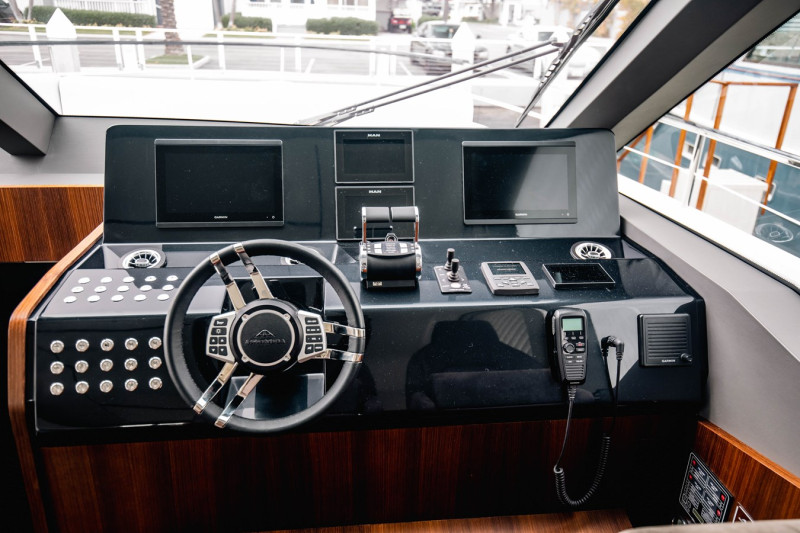 AS5 2022 57' 0" ASTONDOA