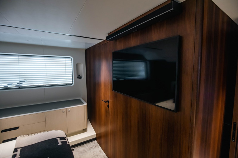 AS5 2022 57' 0" ASTONDOA