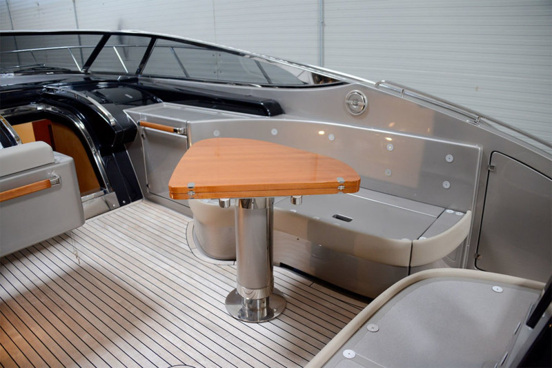 2011 52' 11" RIVA YACHT