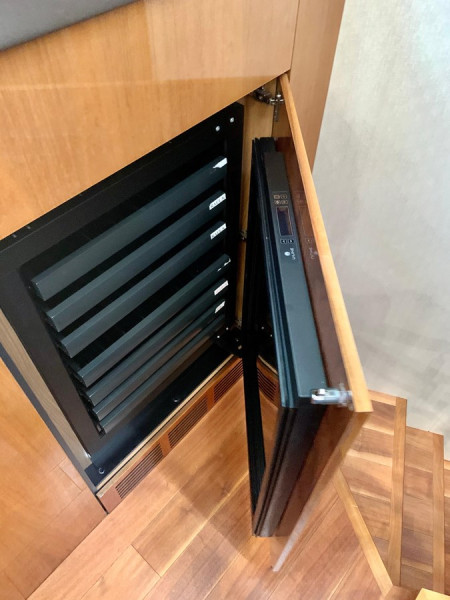 MANHATTAN 65 2016 65' 0" SUNSEEKER