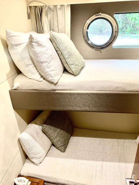 MANHATTAN 65 2016 65' 0" SUNSEEKER