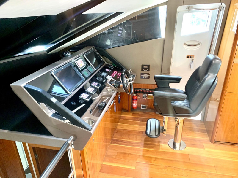 MANHATTAN 65 2016 65' 0" SUNSEEKER