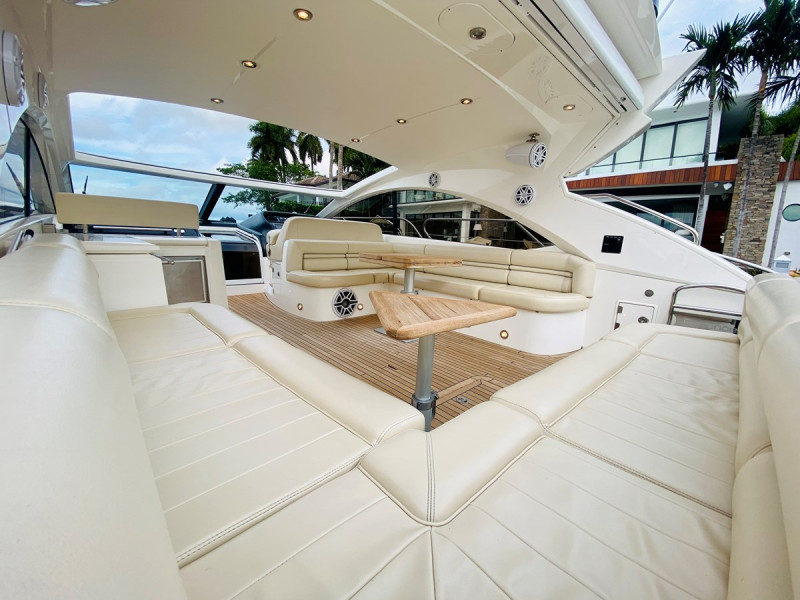 PREDATOR 60 2010 60' 0" SUNSEEKER