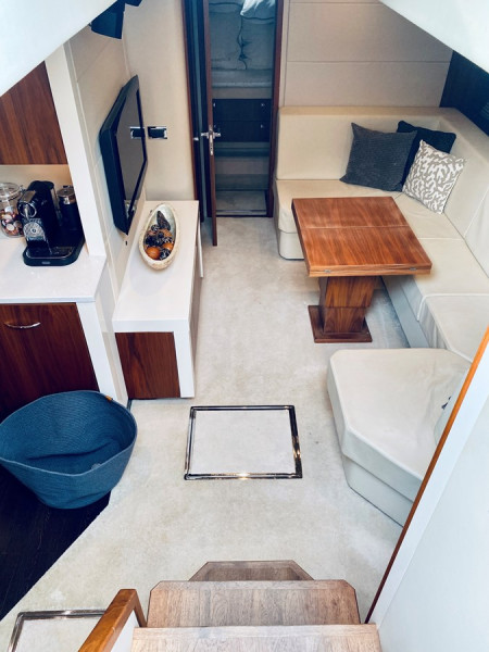 PREDATOR 60 2010 60' 0" SUNSEEKER