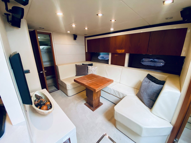 PREDATOR 60 2010 60' 0" SUNSEEKER