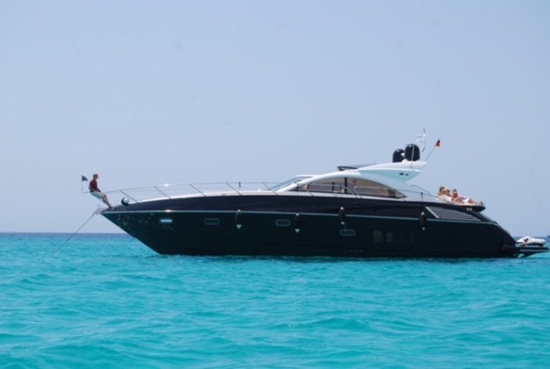 PREDATOR 60 2010 60' 0" SUNSEEKER