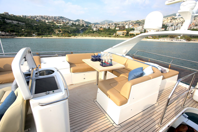 2010 62' 0" PRINCESS YACHTS