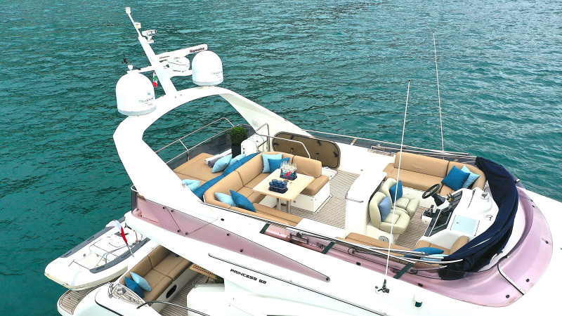 2010 62' 0" PRINCESS YACHTS