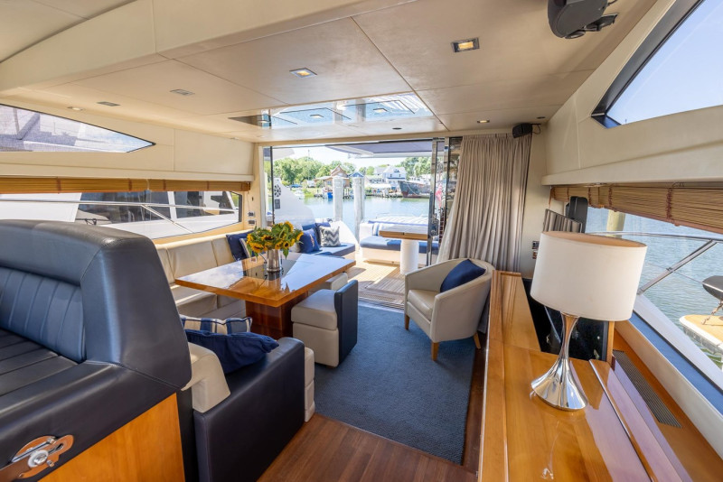 2010 64' 0" SUNSEEKER