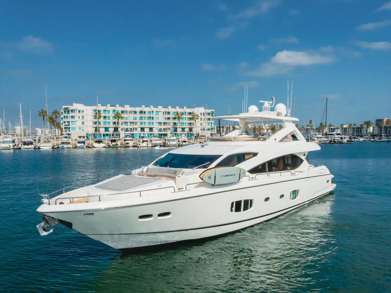 88 2011 88' 0" SUNSEEKER