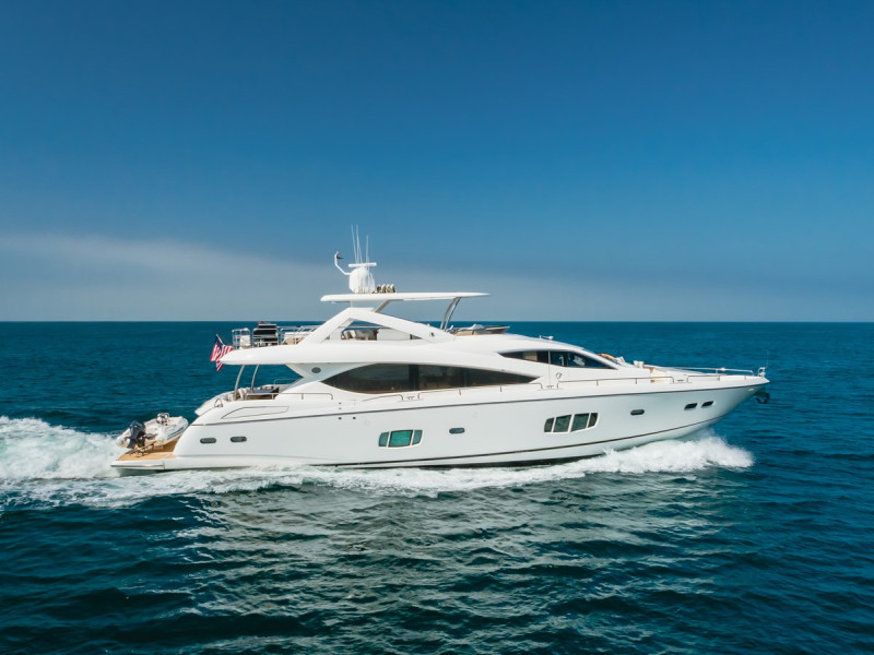 88 2011 88' 0" SUNSEEKER