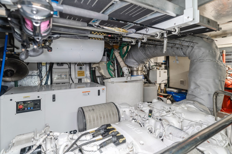 88 2011 88' 0" SUNSEEKER