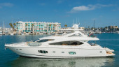 88 2011 88' 0" SUNSEEKER