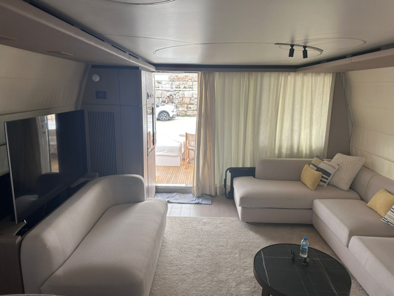 72 FLY 2022 74' 3" AZIMUT YACHTS