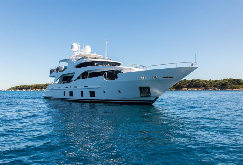 DELFINO 93 2014 92' 11" BENETTI YACHTS
