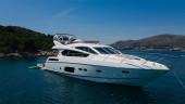 MANHATTAN 63 2011 68' 11" SUNSEEKER