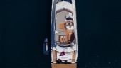 MANHATTAN 63 2011 68' 11" SUNSEEKER