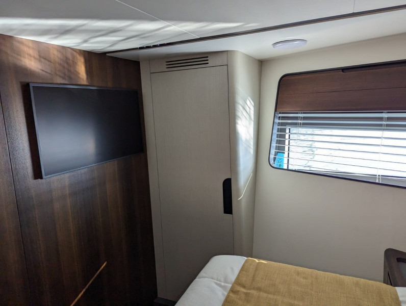 AS5 2024 57' 0" ASTONDOA