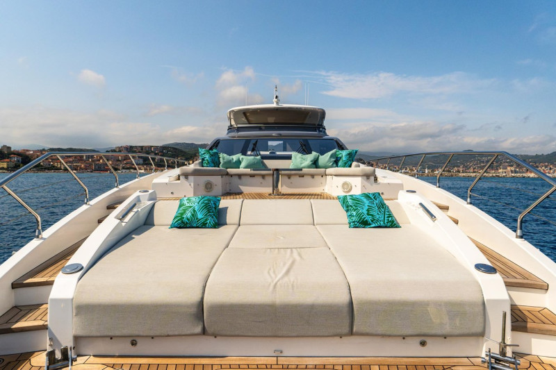 27 METRI  2019 87' 0" AZIMUT YACHTS
