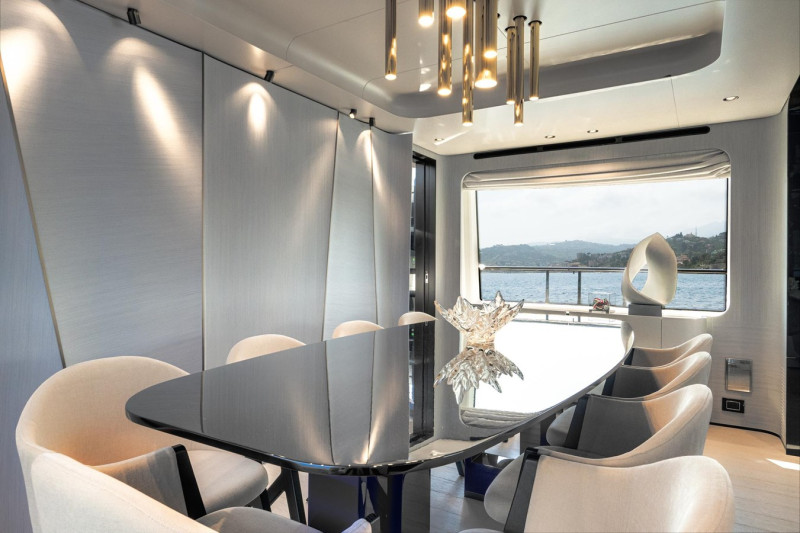 27 METRI  2019 87' 0" AZIMUT YACHTS