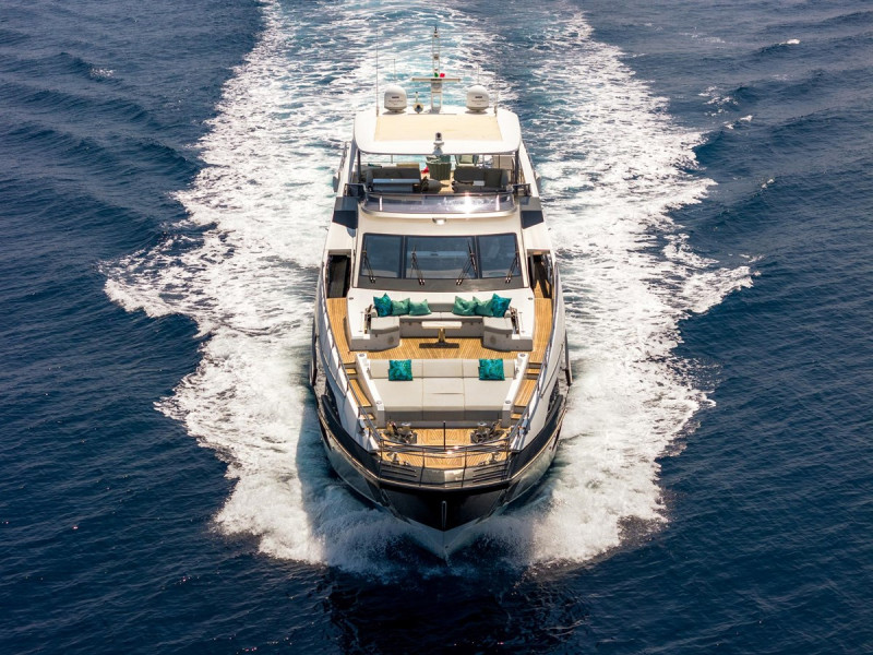 27 METRI  2019 87' 0" AZIMUT YACHTS