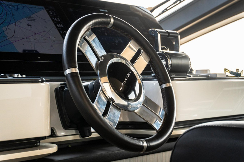 27 METRI  2019 87' 0" AZIMUT YACHTS