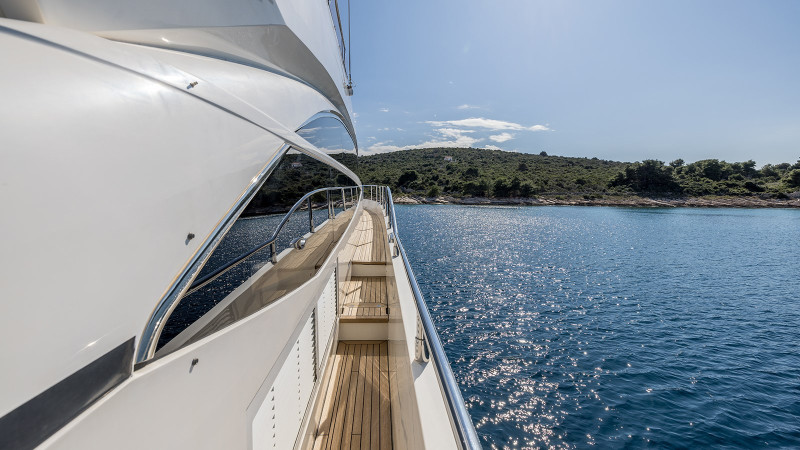 72 2012 74' 1" PRINCESS YACHTS