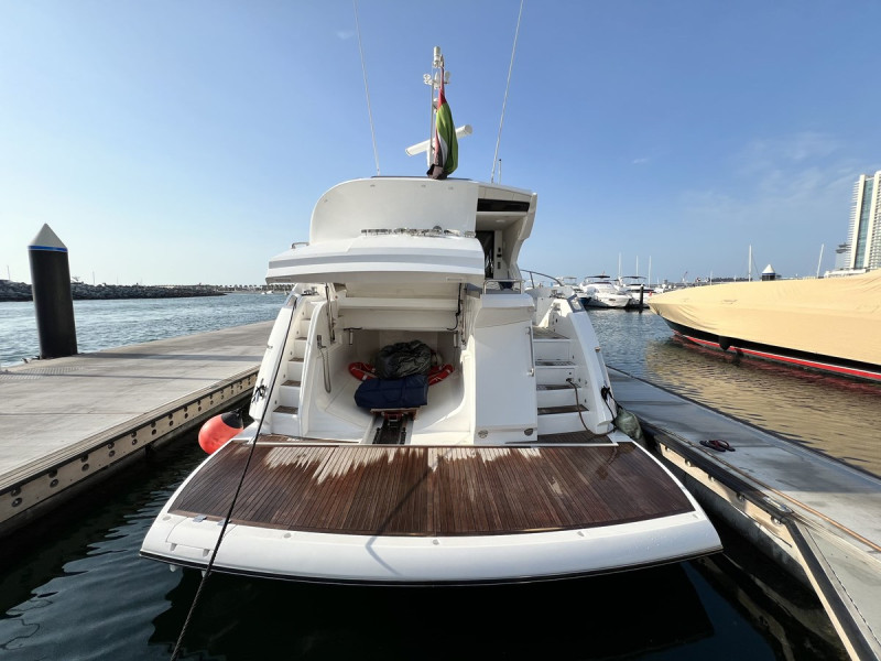 PREDATOR 57 2017 59' 10" SUNSEEKER
