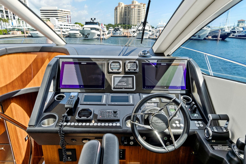 68 SPORT YACHT 2017 68' 0" SUNSEEKER