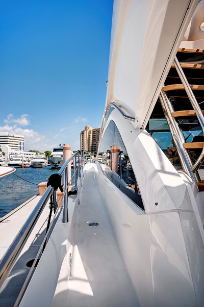 68 SPORT YACHT 2017 68' 0" SUNSEEKER