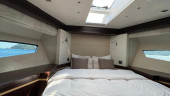 68 SPORT YACHT 2013 71' 2" SUNSEEKER