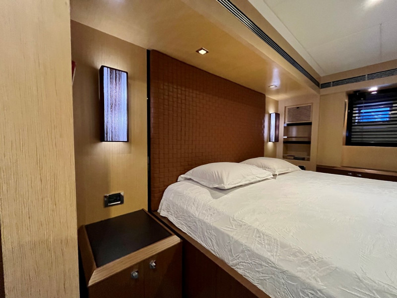 MAGELLANO 74 2012 74' 4" AZIMUT YACHTS