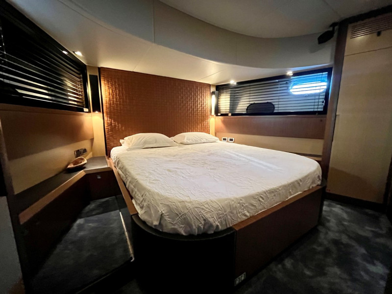 MAGELLANO 74 2012 74' 4" AZIMUT YACHTS