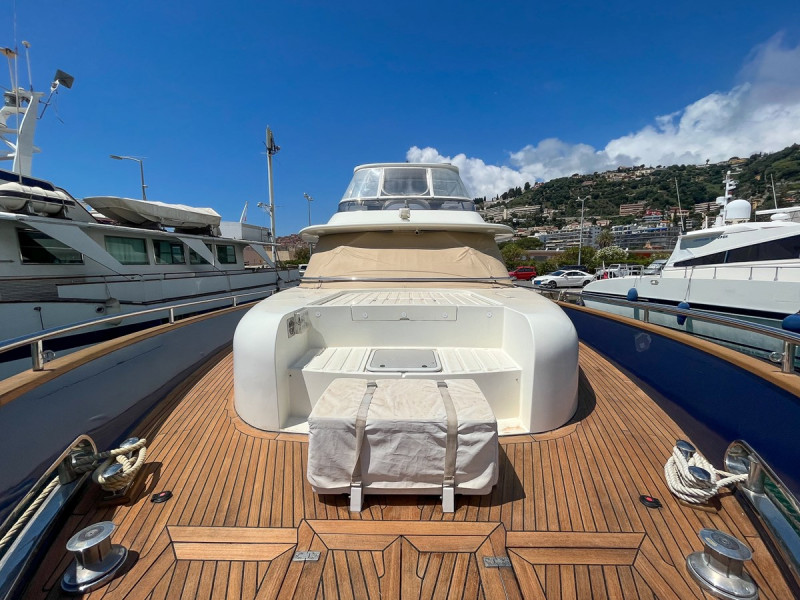 MAGELLANO 74 2012 74' 4" AZIMUT YACHTS
