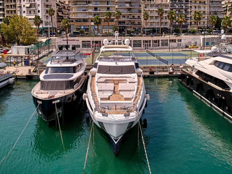 GRANDE 32 METRI 2019 105' 0" AZIMUT YACHTS